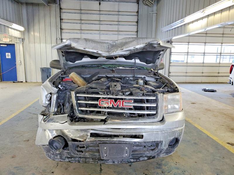 Foto 5 de la subasta – 2012 GMC SIERRA K15 con VIN 1GTR2UEA9CZ196787