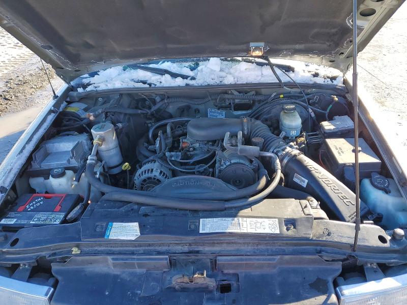 Photo 12 from auction – 2001 CHEVROLET BLAZER with VIN 1GNDT13WX1K264368