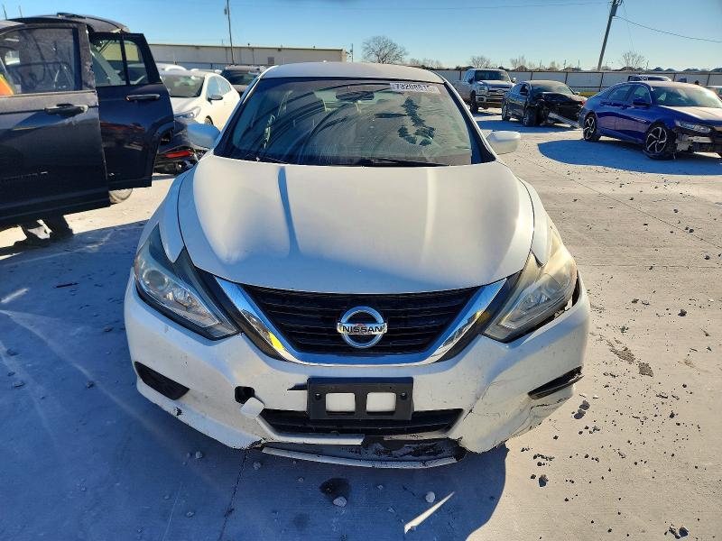 Photo 5 from auction – 2017 NISSAN ALTIMA 2.5 with VIN 1N4AL3AP5HC218069
