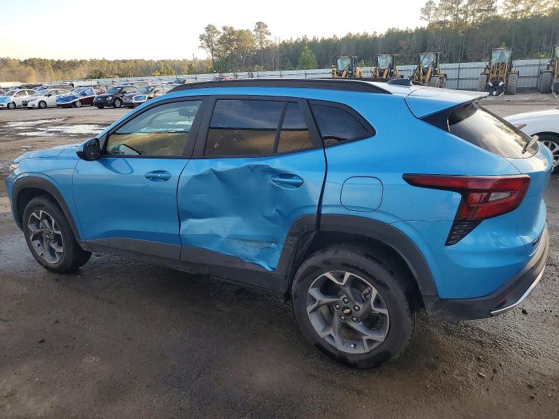 Photo 2 from auction – 2025 CHEVROLET TRAX 1LT with VIN KL77LHEP2SC322471