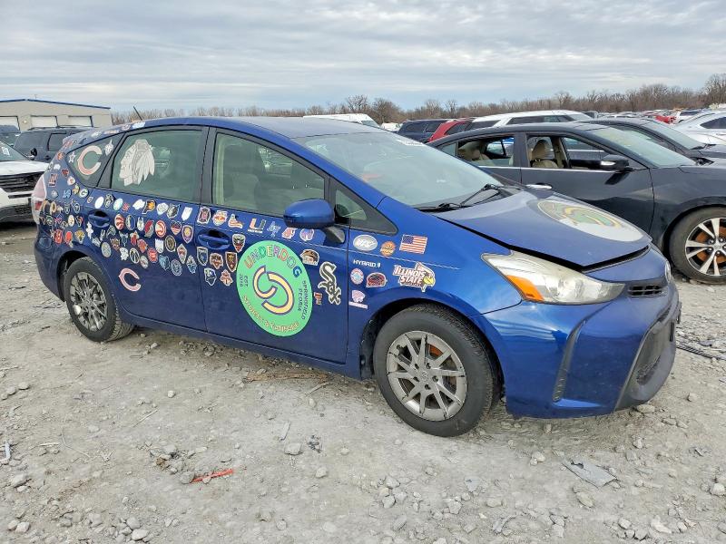 Photo 4 from auction – 2015 TOYOTA PRIUS V with VIN JTDZN3EU2FJ038354