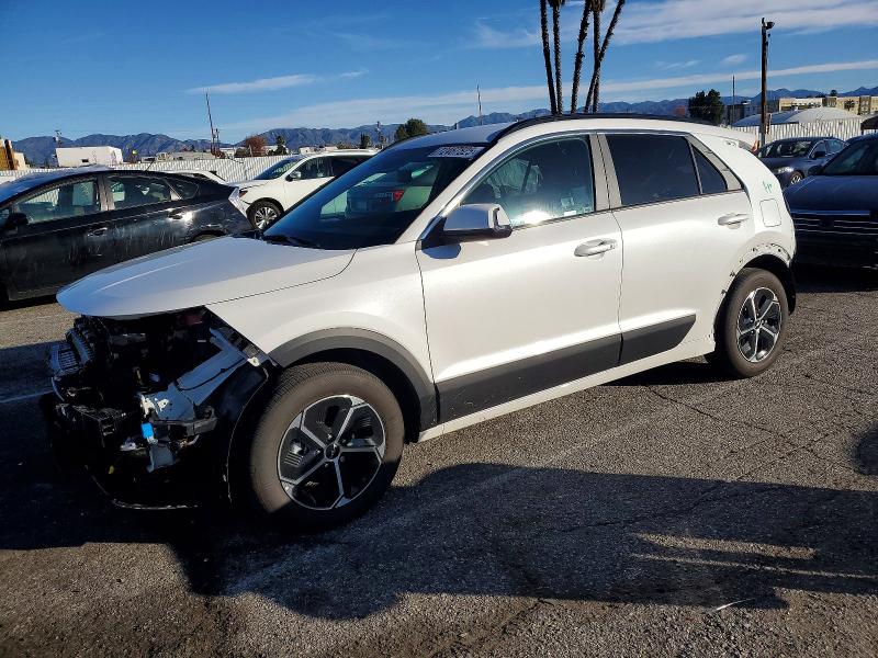 KIA NIRO EX 2025 with VIN KNDCR3LE3S5307907 - Photo from auction
