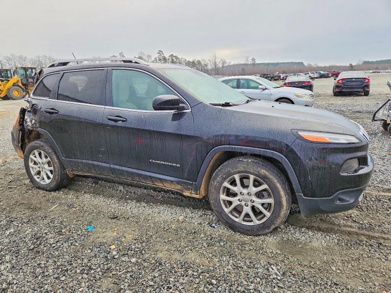 Photo 4 from auction – 2018 JEEP CHEROKEE with VIN 1C4PJMCB6JD523193