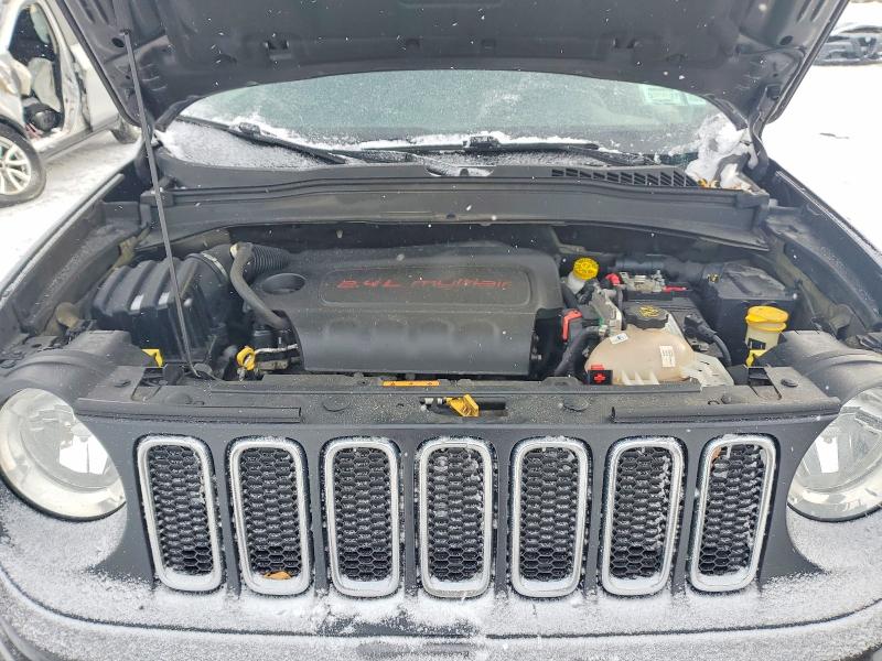 Photo 12 from auction – 2018 JEEP RENEGADE S with VIN ZACCJBAB1JPH27570