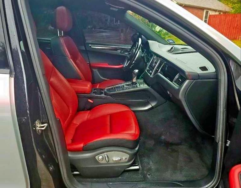 Photo 5 from auction – 2018 PORSCHE MACAN with VIN WP1AA2A57JLB19086