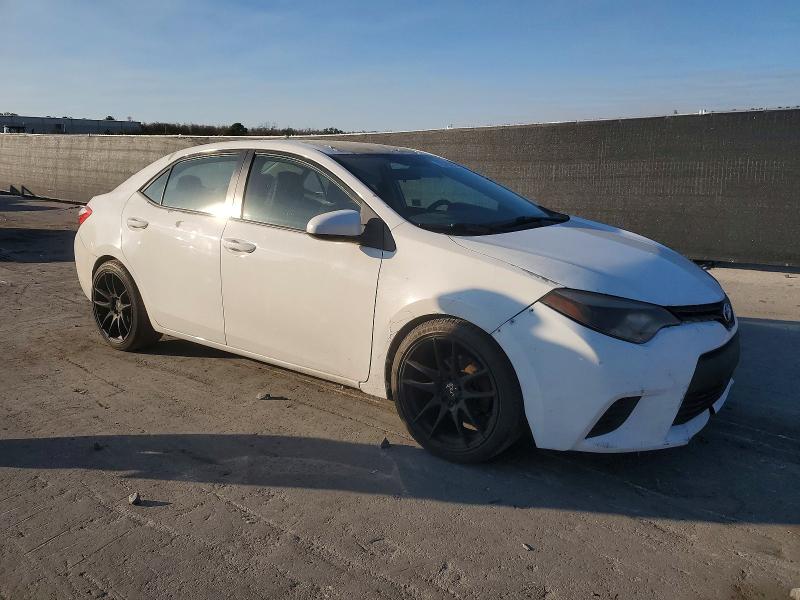 Photo 4 from auction – 2014 TOYOTA COROLLA with VIN 5YFBURHE4EP089702