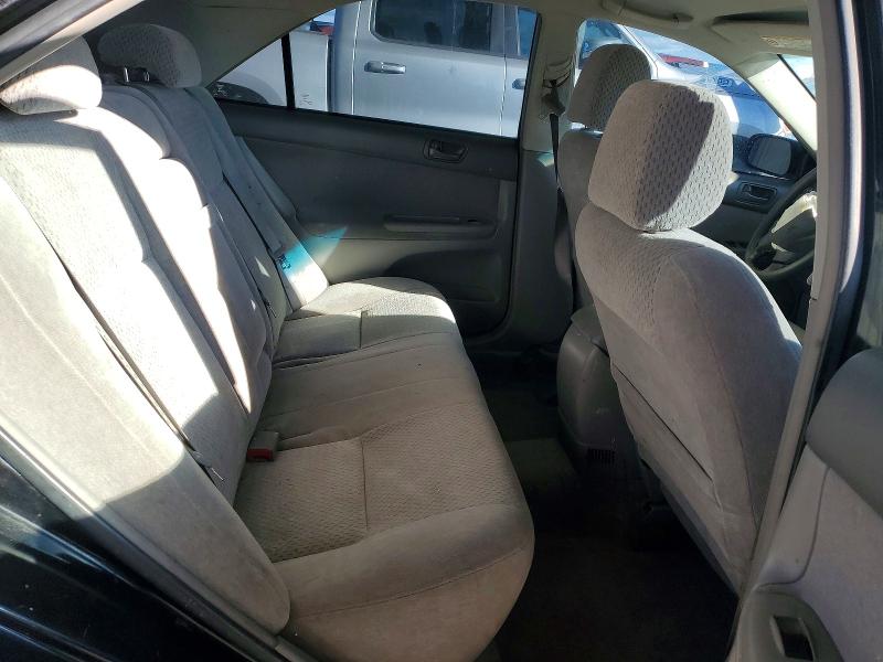 Photo 10 from auction – 2003 TOYOTA CAMRY with VIN 4T1BE32K73U205429