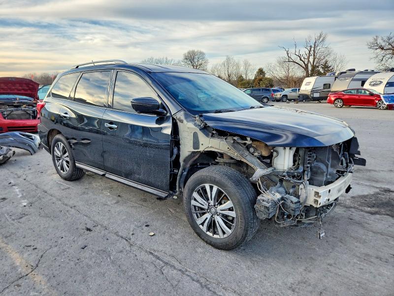 Photo 4 from auction – 2018 NISSAN PATHFINDER with VIN 5N1DR2MN0JC628791