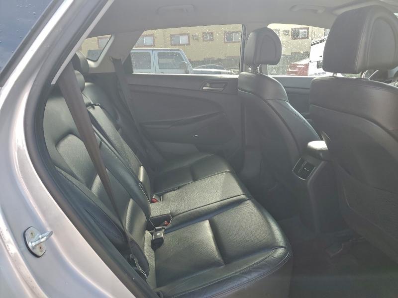 Photo 10 from auction – 2018 HYUNDAI TUCSON with VIN KM8J3CA47JU739872