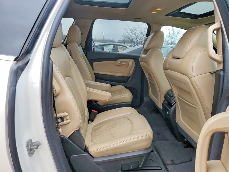 Photo 11 from auction – 2011 CHEVROLET TRAVERSE L with VIN 1GNKVLED1BJ225779