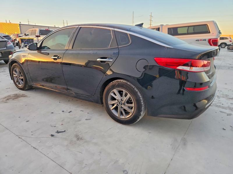 Photo 2 from auction – 2019 KIA OPTIMA with VIN 5XXGT4L36KG377596