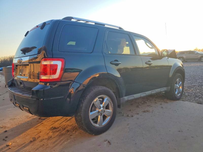 Photo 3 from auction – 2010 FORD ESCAPE LIM with VIN 1FMCU0E78AKB52486