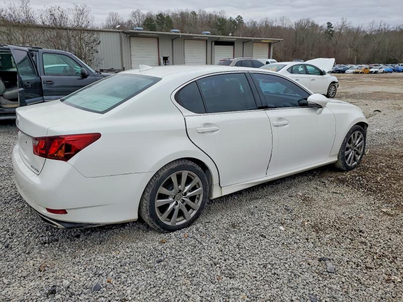 Photo 3 from auction – 2015 LEXUS GS with VIN JTHBE1BL5FA002934