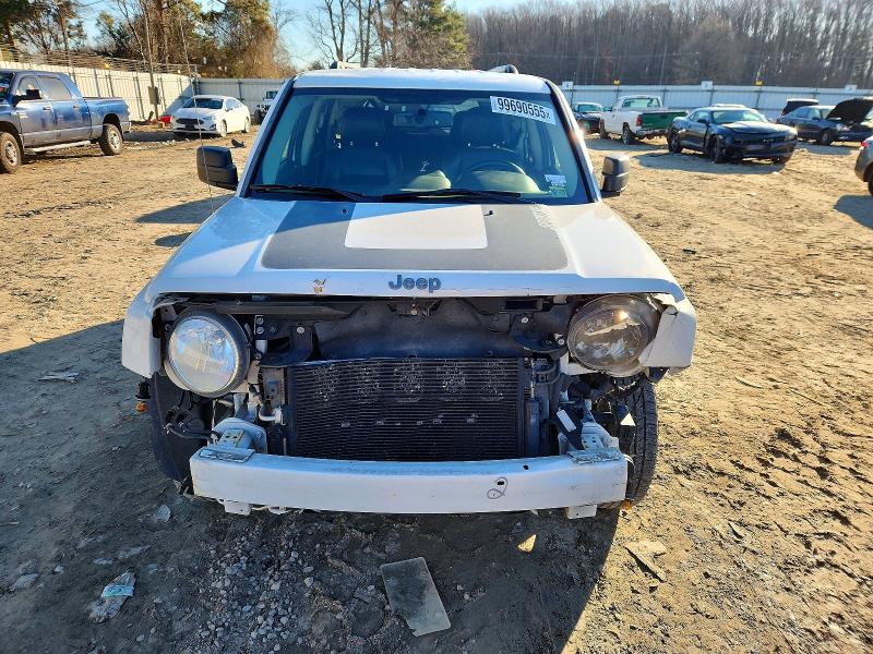 Photo 5 from auction – 2016 JEEP PATRIOT SP with VIN 1C4NJPBA0GD601932