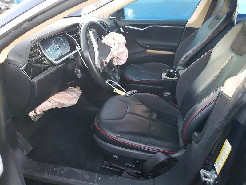 Photo 7 from auction – 2013 TESLA MODEL S with VIN 5YJSA1DP8DFP06949