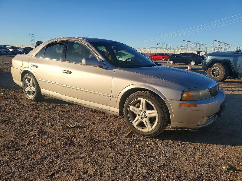 Photo 4 from auction – 2001 LINCOLN LS with VIN 1LNHM87A21Y667798