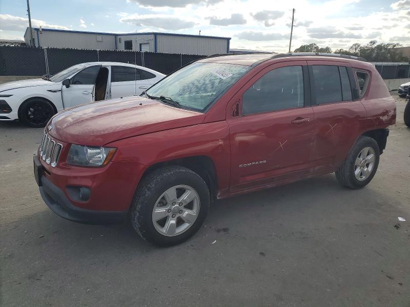 JEEP COMPASS SP 2015 مع رقم تعريف المركبة 1C4NJCBA9FD318212 - صورة من المزاد