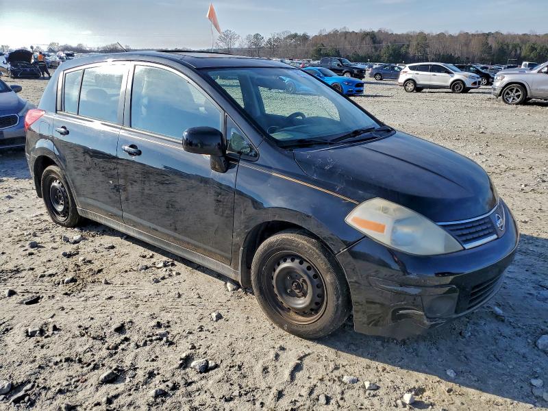 صورة رقم 4 من المزاد - 2007 NISSAN VERSA S مع VIN 3N1BC13E07L377585