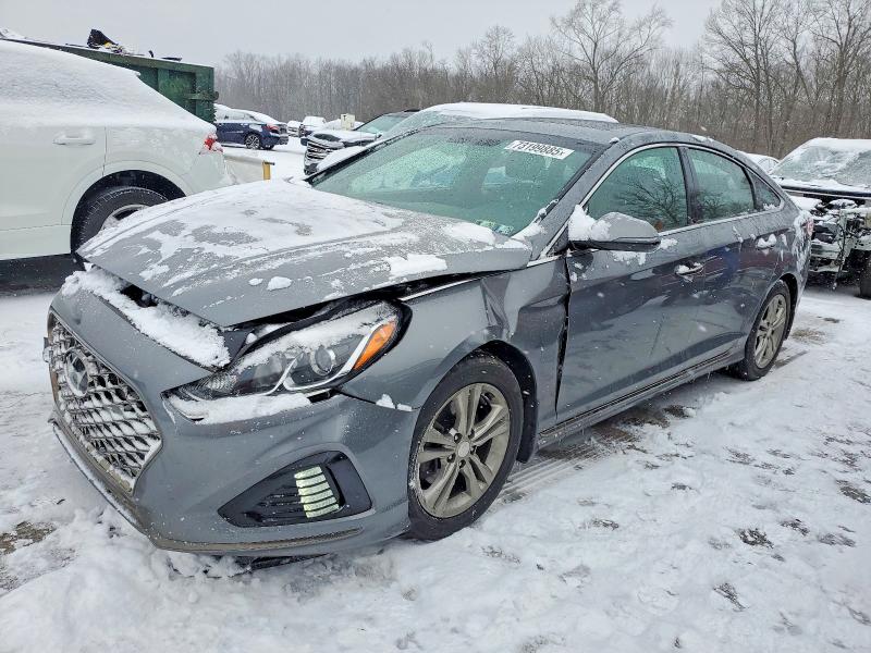 HYUNDAI SONATA LIM 2019 with VIN 5NPE34AF3KH769007 - Photo from auction