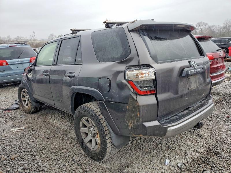 Photo 2 from auction – 2016 TOYOTA 4RUNNER SR with VIN JTEBU5JRXG5402169