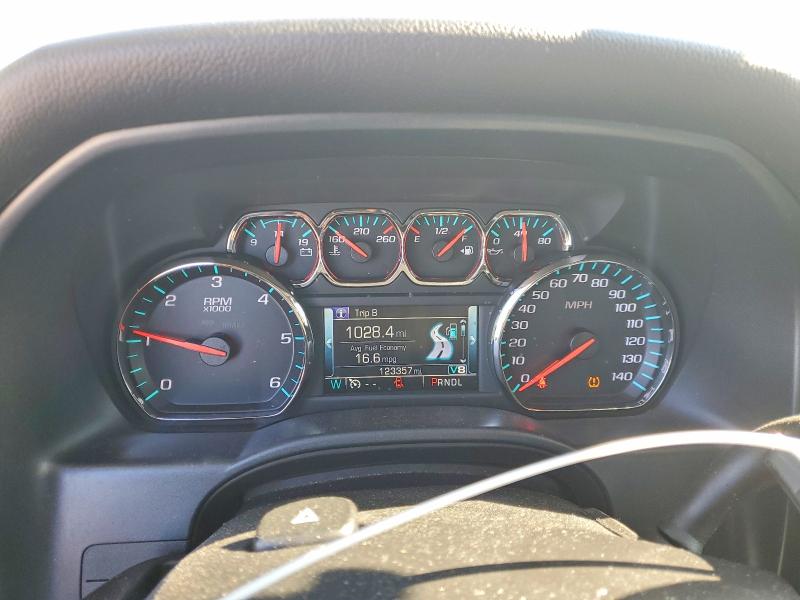Photo 9 from auction – 2017 CHEVROLET SILVERADO with VIN 1GCVKREC2HZ152411