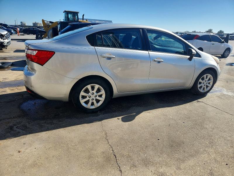 Photo 3 from auction – 2015 KIA RIO LX with VIN KNADM4A36F6527081
