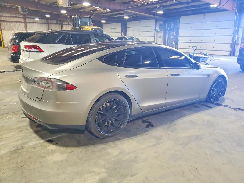 Photo 3 from auction – 2015 TESLA MODEL S with VIN 5YJSA1E24FF116589