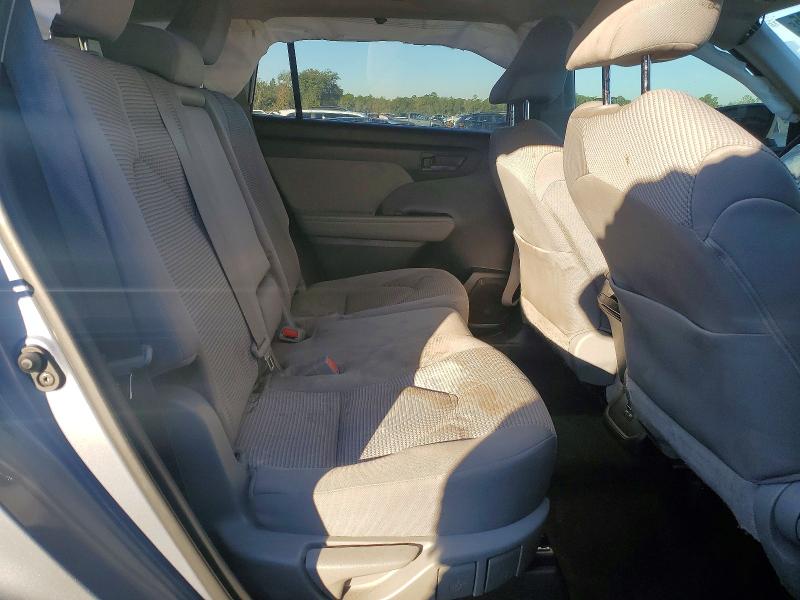Foto 11 de la subasta – 2021 TOYOTA HIGHLANDER con VIN 5TDZZRAH5MS083188