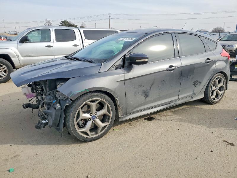 FORD FOCUS 2017 with VIN 1FADP3L90HL308231 - Photo from auction