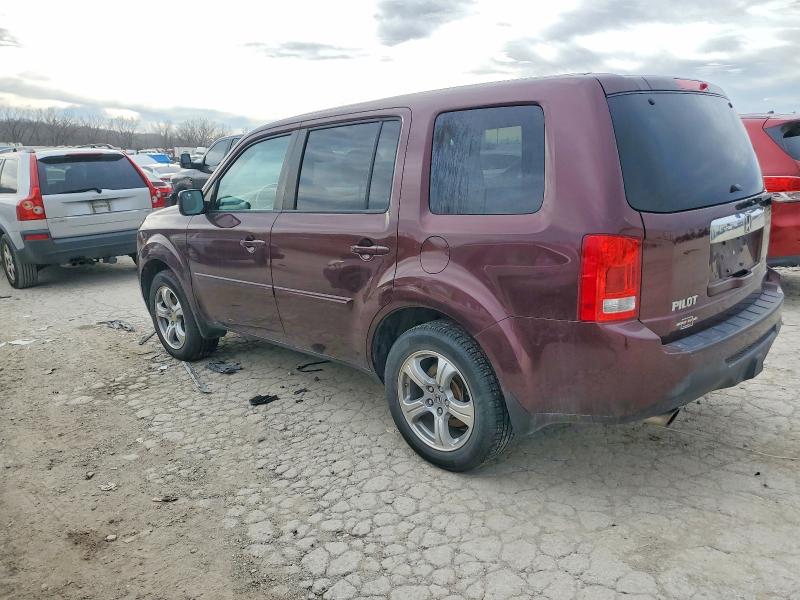 Photo 2 from auction – 2015 HONDA PILOT with VIN 5FNYF3H53FB006503