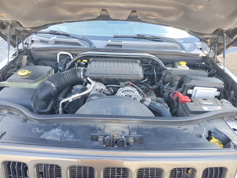 Photo 11 from auction – 2006 JEEP COMMANDER with VIN 1J8HG48NX6C275476