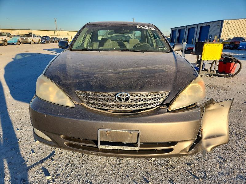 Photo 5 from auction – 2004 TOYOTA CAMRY LE with VIN 4T1BE32K24U866397
