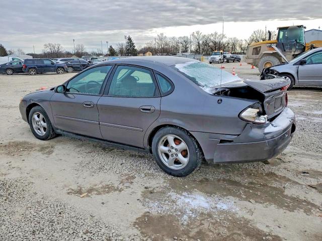 Photo 2 from auction – 2003 FORD TAURUS with VIN 1FAFP55U03A131822