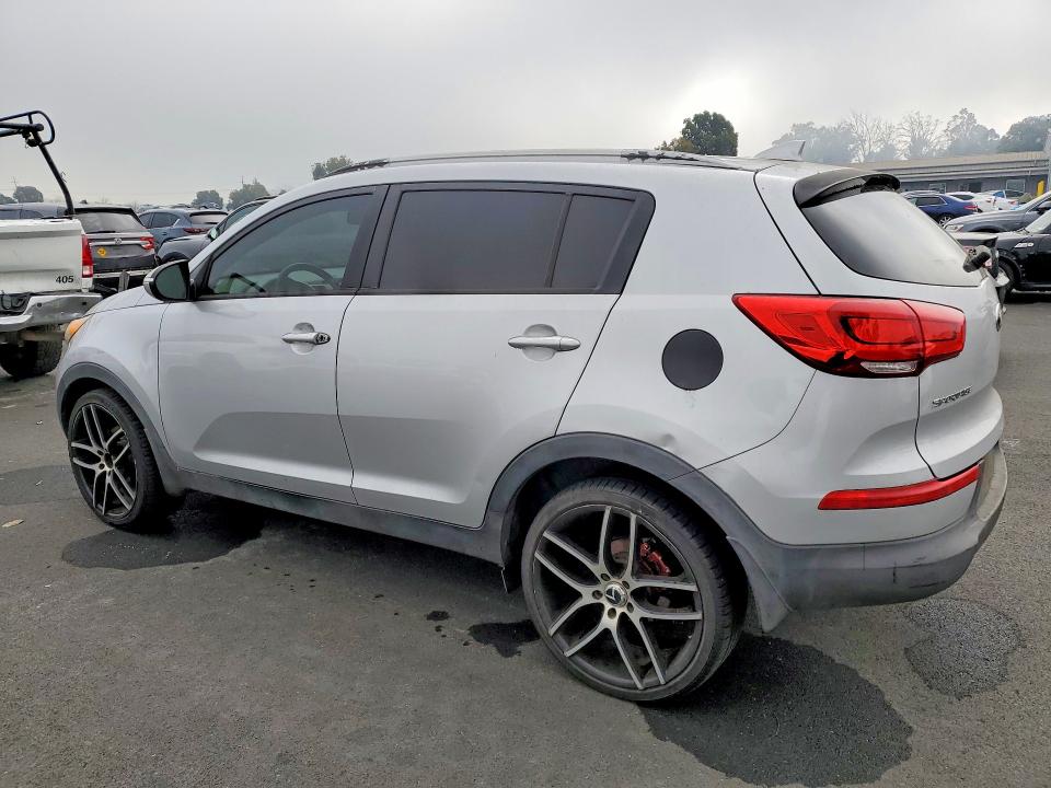 Photo 2 from auction – 2015 KIA SPORTAGE L with VIN KNDPB3AC8F7785757
