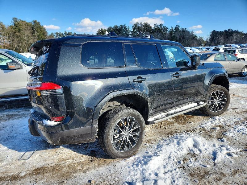 Photo 3 from auction – 2024 LEXUS GX with VIN JTJTBCDX8R5019280