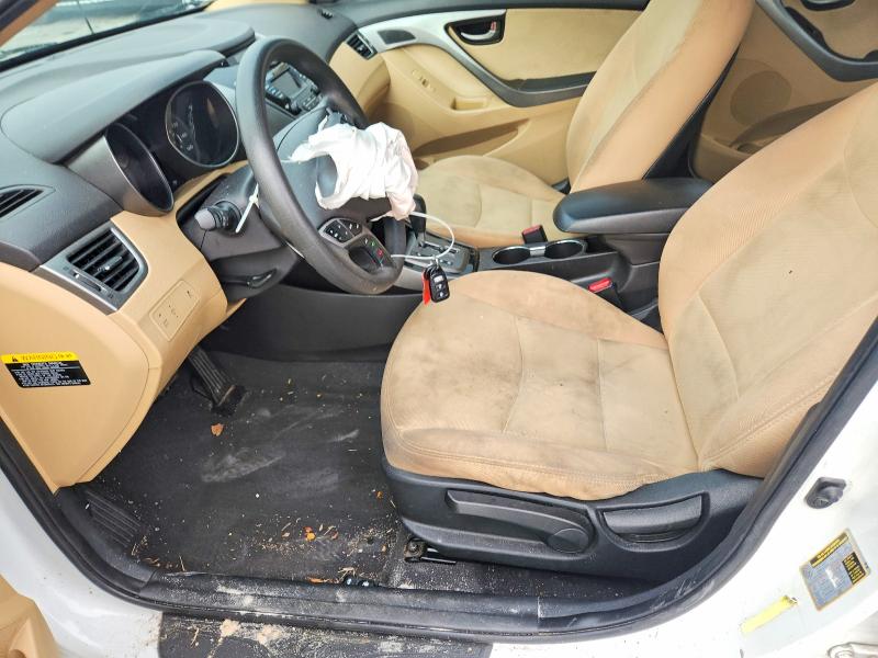Photo 7 from auction – 2013 HYUNDAI ELANTRA GL with VIN 5NPDH4AE8DH375574