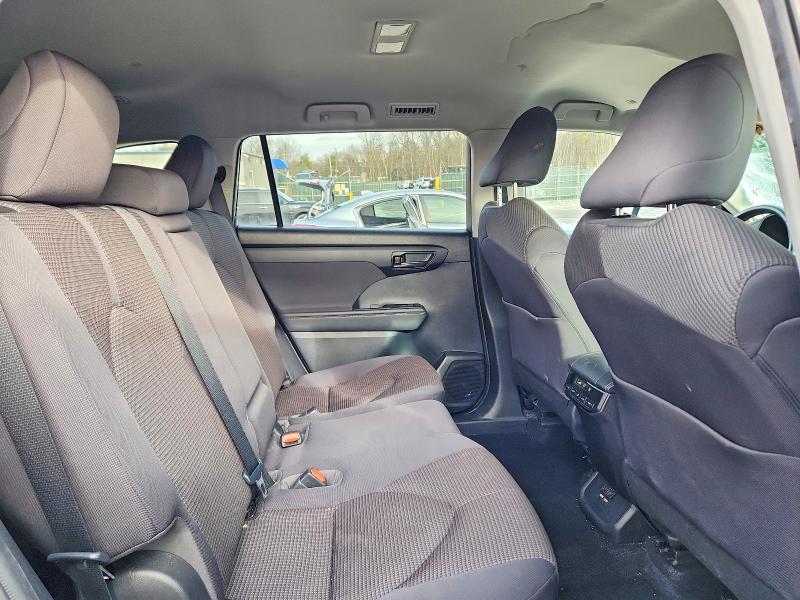 Photo 11 from auction – 2021 TOYOTA HIGHLANDER with VIN 5TDBBRCHXMS514613