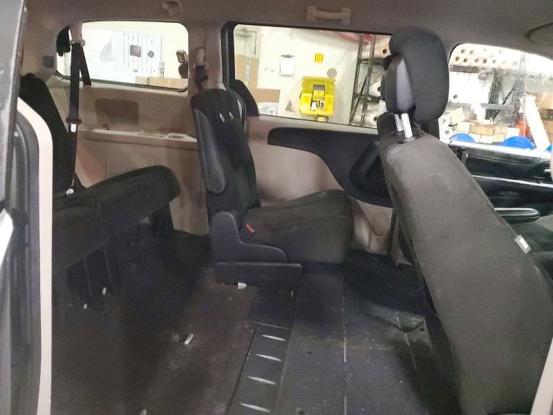 Photo 11 from auction – 2015 DODGE GRAND CARAVAN with VIN 2C4RDGBG5FR682886