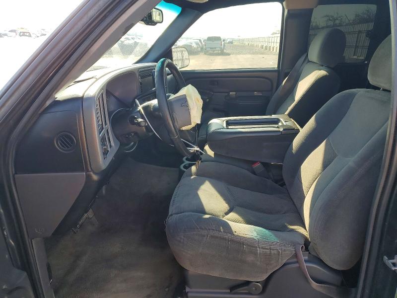Photo 7 from auction – 2004 CHEVROLET SILVERADO with VIN 1GCEC19V74E384739