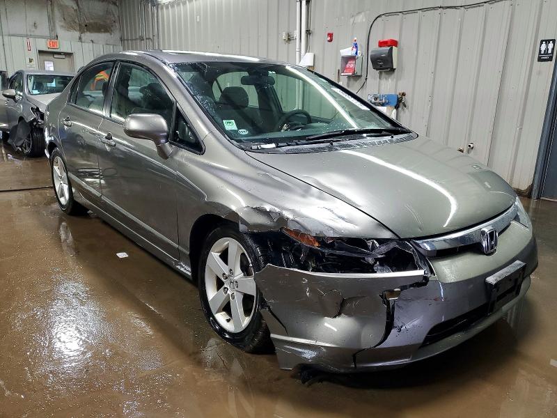 Photo 4 from auction – 2008 HONDA CIVIC with VIN 1HGFA16818L111811