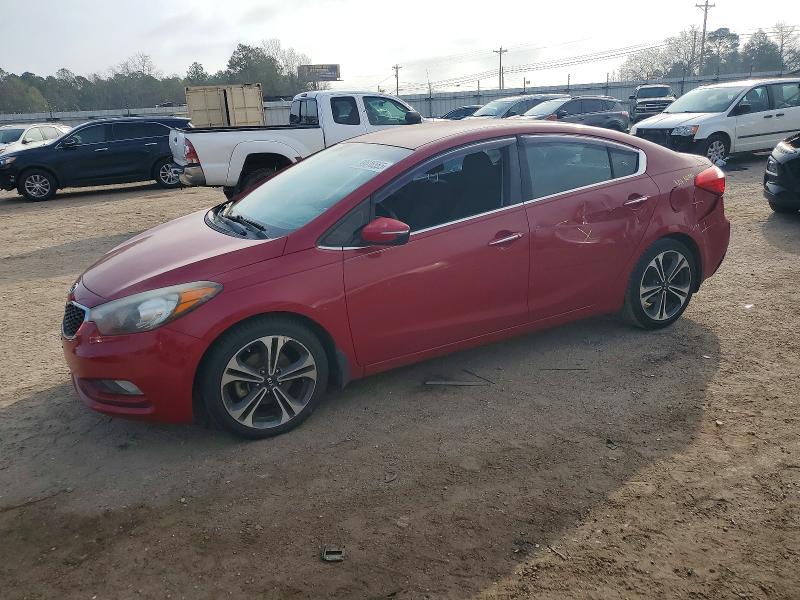 KIA FORTE EX 2014 مع رقم تعريف المركبة KNAFX4A80E5085379 - صورة من المزاد