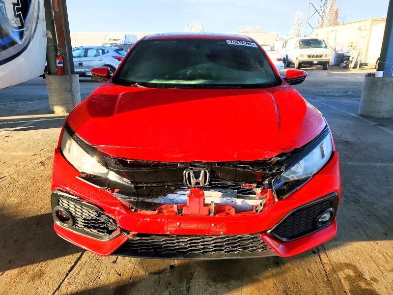 Photo 5 from auction – 2018 HONDA CIVIC with VIN 2HGFC1E54JH704454