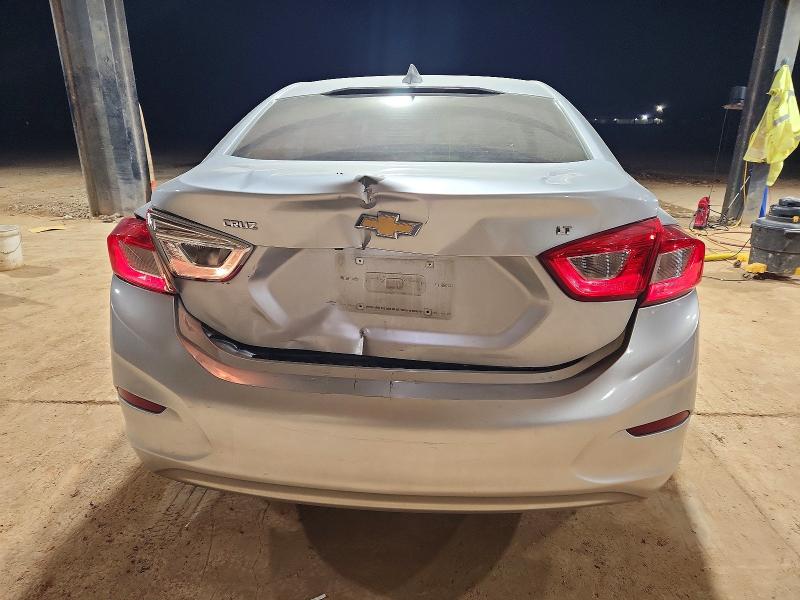 Photo 6 from auction – 2017 CHEVROLET CRUZE LT with VIN 1G1BE5SM7H7183772