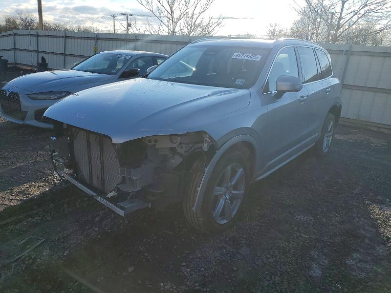2023 VOLVO XC90 CORE