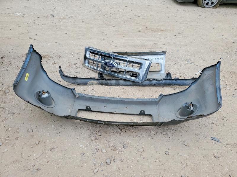 Photo 12 from auction – 2010 FORD ESCAPE with VIN 1FMCU0EG4AKD39286