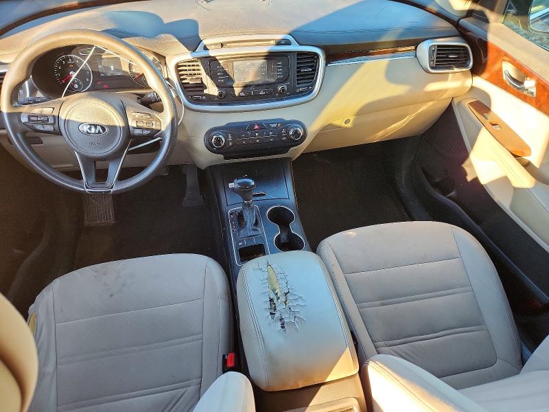 Photo 8 from auction – 2016 KIA SORENTO with VIN 5XYPG4A35GG116180