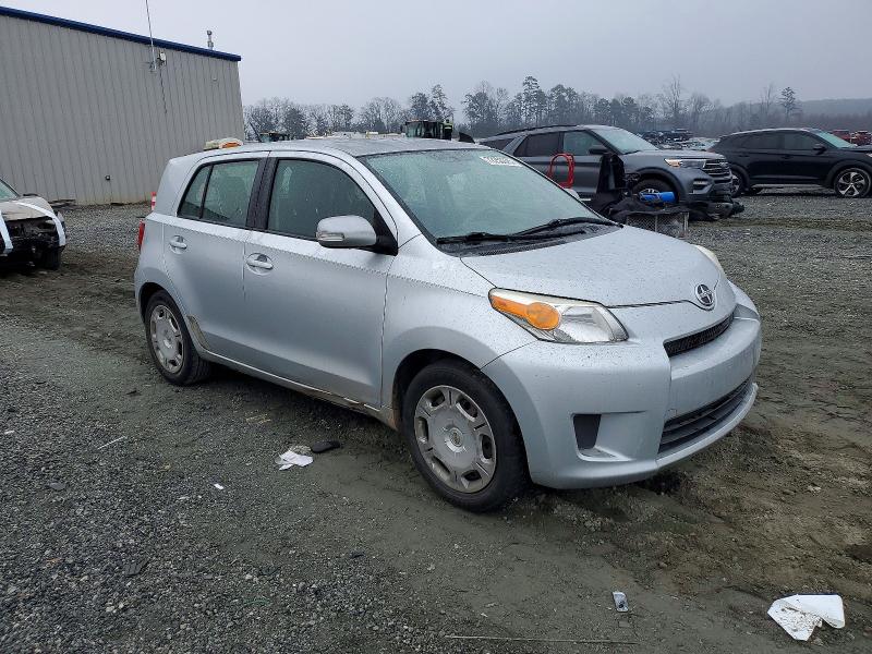 Photo 4 from auction – 2008 TOYOTA SCION XD with VIN JTKKU10468J016188