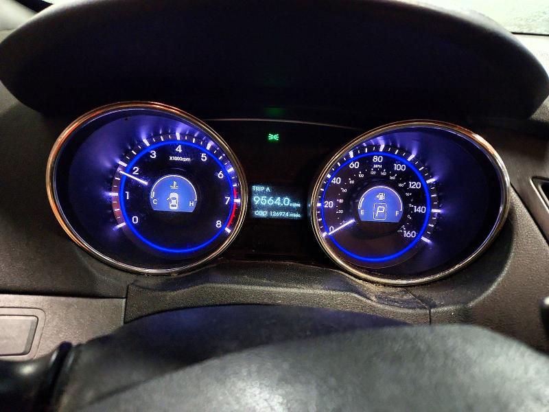 Photo 9 from auction – 2012 HYUNDAI SONATA with VIN 5NPEC4AB6CH439568