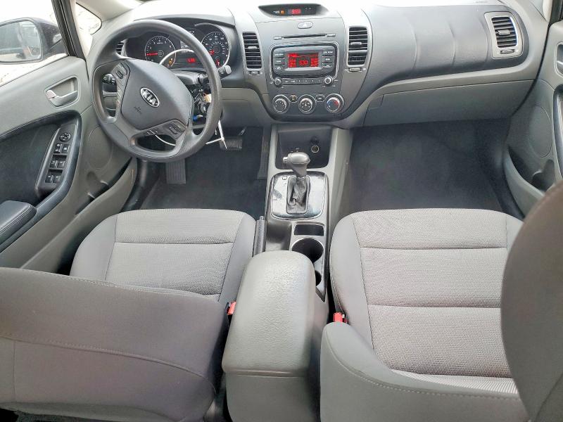 Photo 8 from auction – 2017 KIA FORTE with VIN 3KPFK4A75HE086352