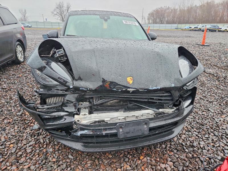 Photo 5 from auction – 2020 PORSCHE MACAN S with VIN WP1AB2A55LLB37909